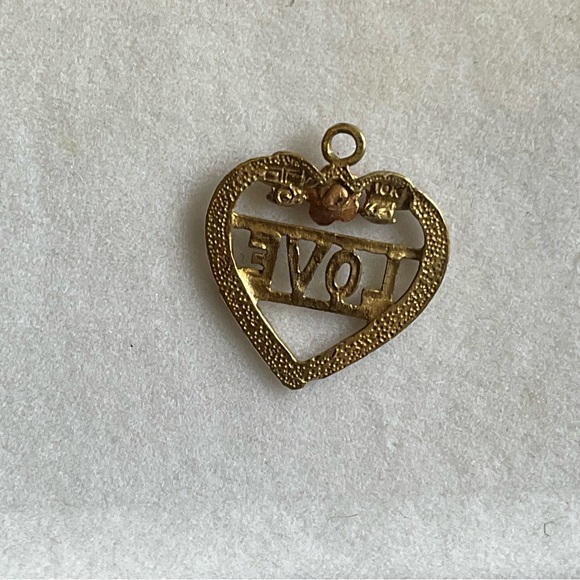 10k yellow and rose Gold heart pendant - Picture 3 of 5